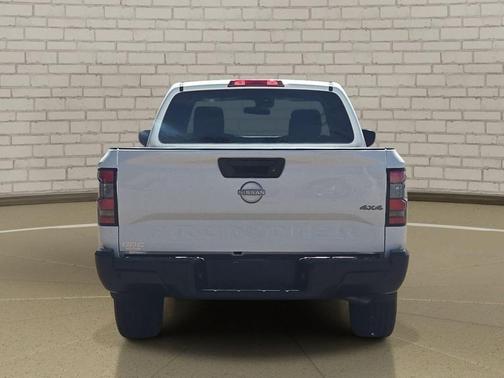 Glacier White 2024 Nissan Frontier S