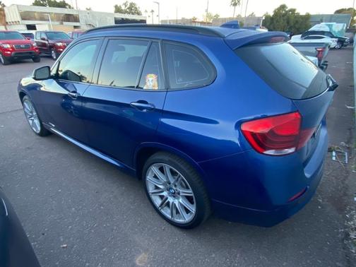 Photo 4 of 11 of 2015 BMW X1 xDrive 28i