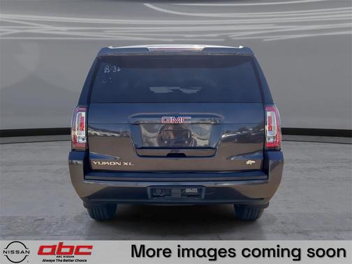 2017 GMC Yukon XL SLT