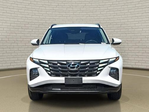 White Pearl 2024 Hyundai TUCSON SEL