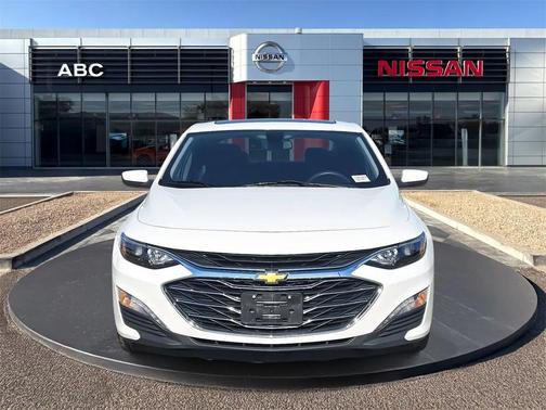 2022 Chevrolet Malibu FWD LT