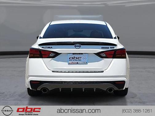 2022 Nissan Altima SR FWD