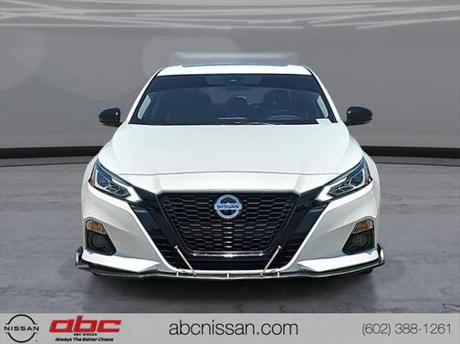 2022 Nissan Altima SR FWD