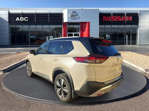 2023 Nissan Rogue Platinum
