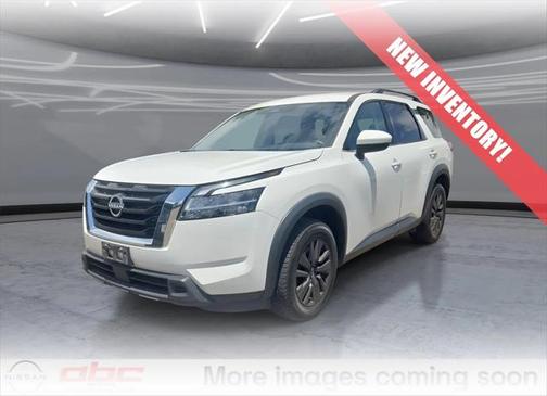 2022 Nissan Pathfinder SV 4WD