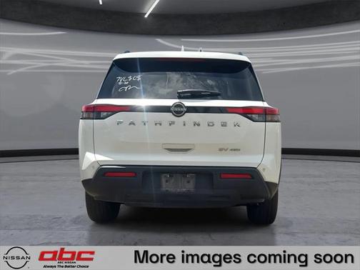 2022 Nissan Pathfinder SV 4WD