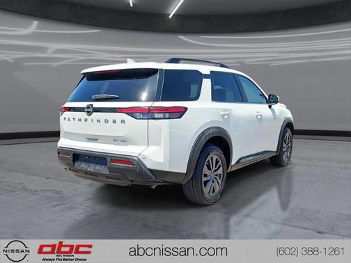 2022 Nissan Pathfinder SV 4WD
