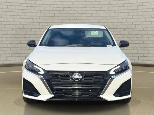 2025 Nissan Altima S FWD