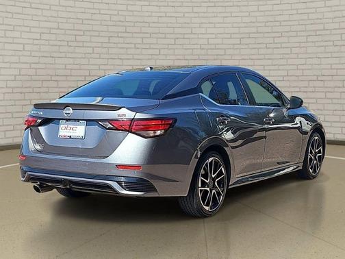Gun Metallic 2024 Nissan Sentra SR