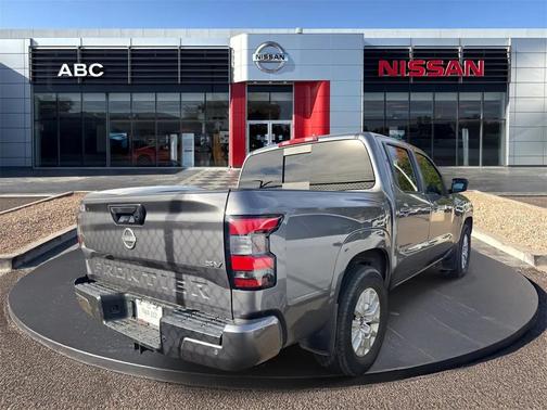 2024 Nissan Frontier SV