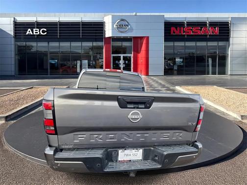 2024 Nissan Frontier SV