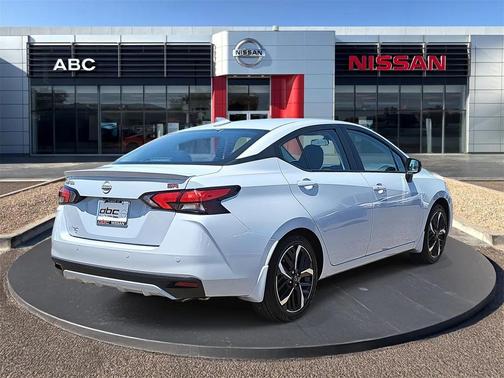 2025 Nissan Versa 1.6 S