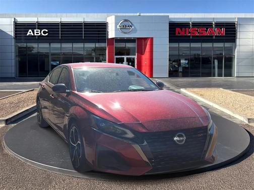 2023 Nissan Altima SR FWD