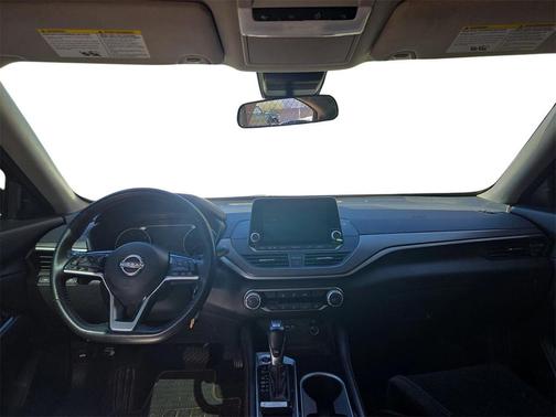 2023 Nissan Altima SR FWD