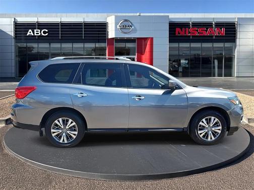 2020 Nissan Pathfinder SV 2WD