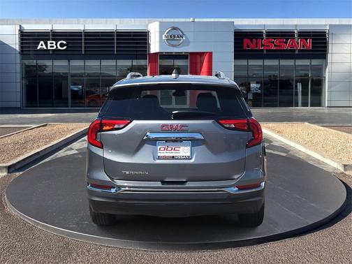 2020 GMC Terrain SLT
