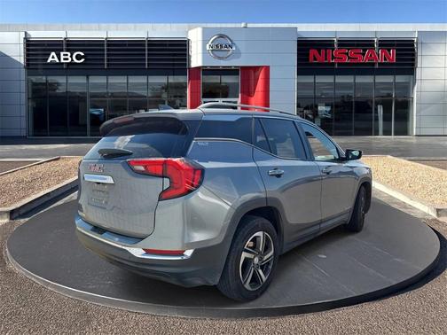2020 GMC Terrain SLT