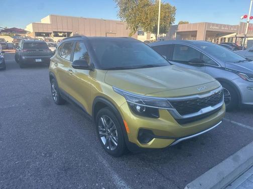 2022 Kia Seltos S