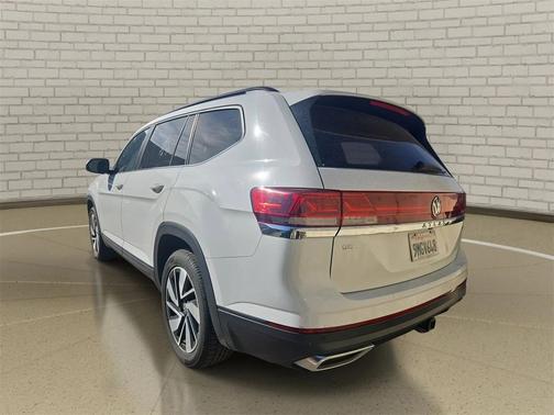 2024 Volkswagen Atlas 2.0T SE w/Technology 4MOTION