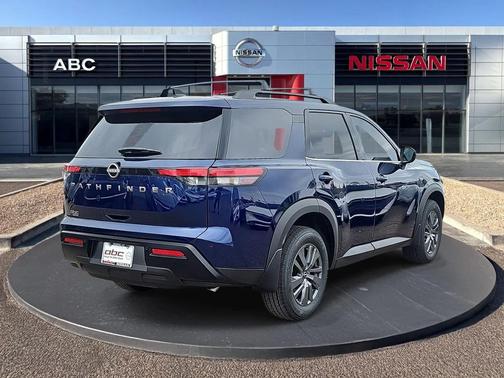 Deep Ocean Blue Pearl 2026 Nissan Pathfinder SV