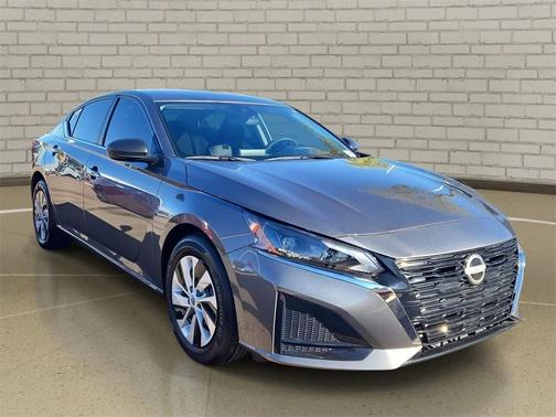 2025 Nissan Altima S FWD