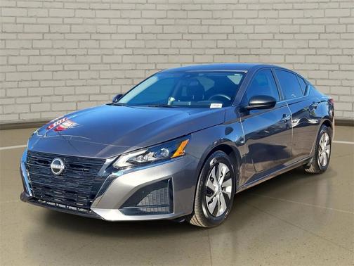 2025 Nissan Altima S FWD