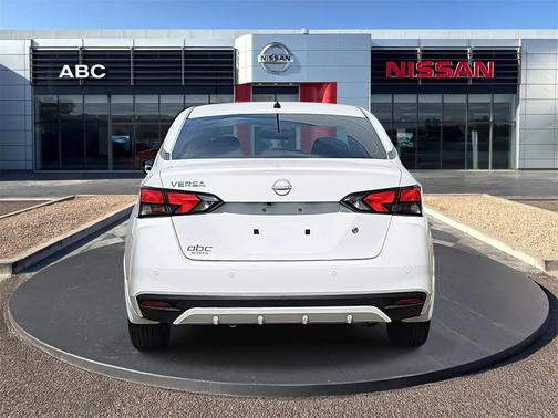 2024 Nissan Versa 1.6 S