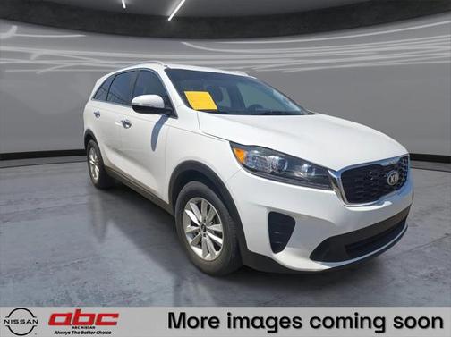 2019 Kia Sorento LX
