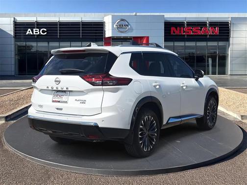 2026 Nissan Rogue Platinum