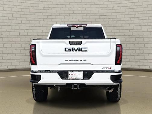 2025 GMC Sierra 2500 AT4