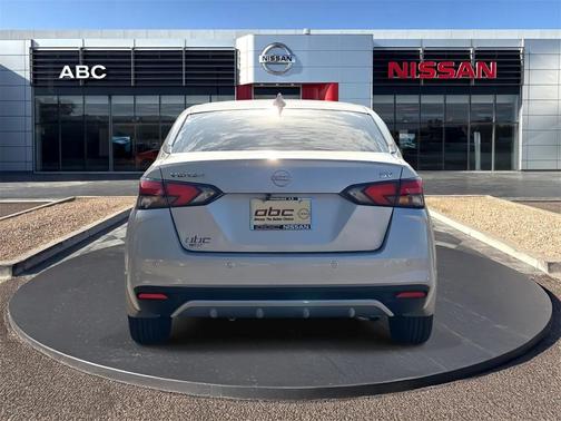 2024 Nissan Versa 1.6 SV