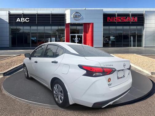 2024 Nissan Versa 1.6 S