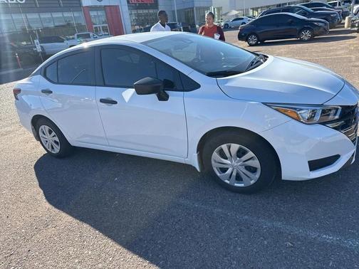 2024 Nissan Versa 1.6 S