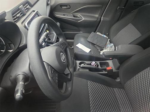 2024 Nissan Versa 1.6 S