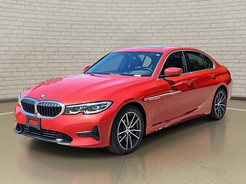 Melbourne Red Metallic 2019 BMW 330 xDrive