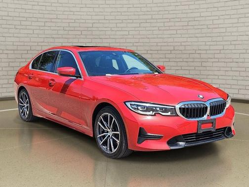 Melbourne Red Metallic 2019 BMW 330 xDrive