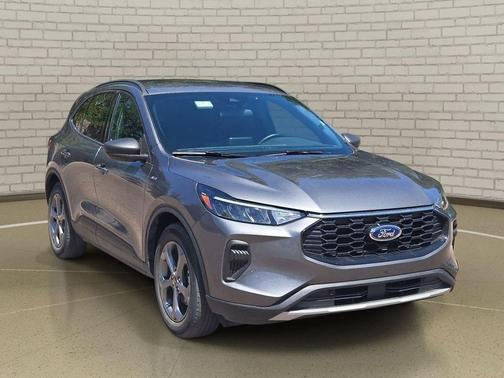 Gray Metallic 2025 Ford Escape ST-Line