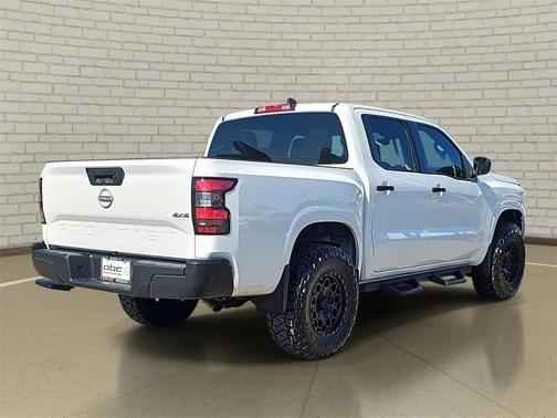 2024 Nissan Frontier S