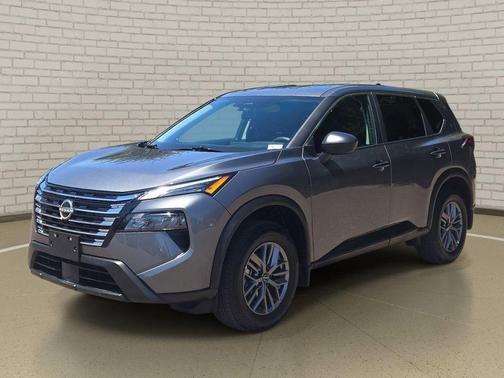 Gun Metallic 2025 Nissan Rogue S