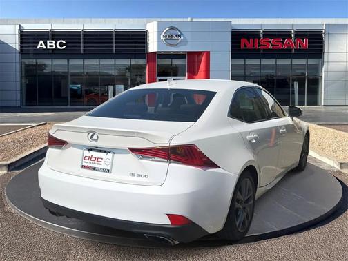 2018 Lexus IS 300 Base
