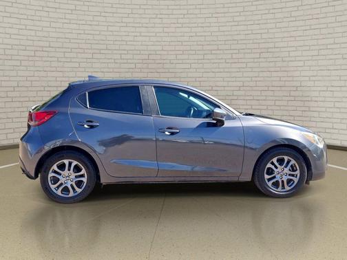 Graphite 2020 Toyota Yaris Sedan LE