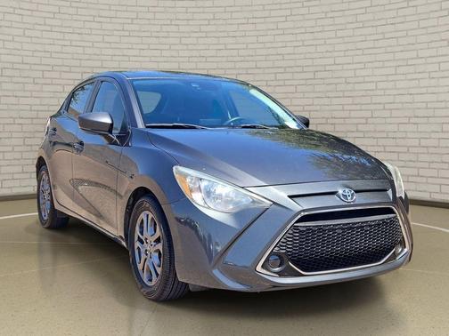 Graphite 2020 Toyota Yaris Sedan LE