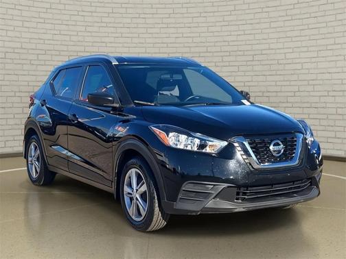 2019 Nissan Kicks S