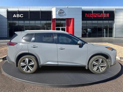 2021 Nissan Rogue SL