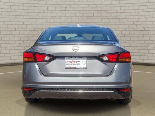 Gun Metallic 2025 Nissan Altima S FWD