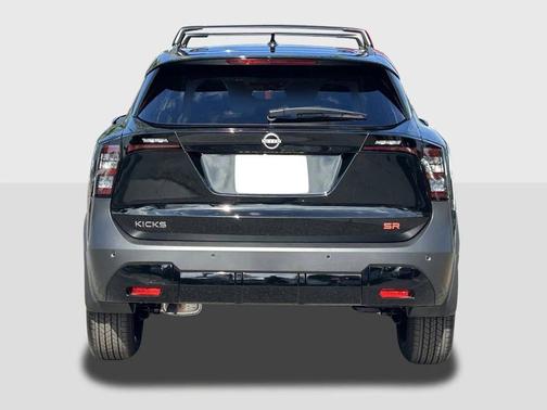 Super Black 2026 Nissan Kicks SR