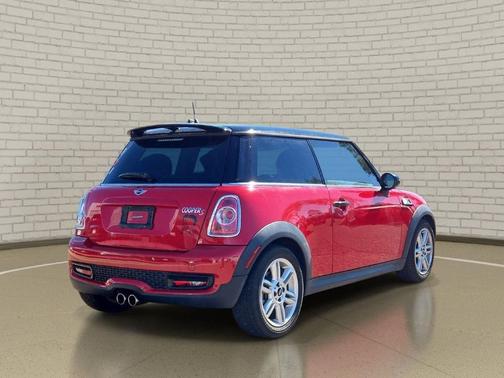 Chili Red 2013 MINI Hardtop Cooper S