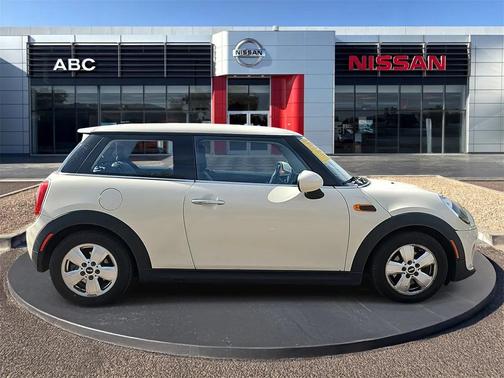 2015 MINI Hardtop Cooper