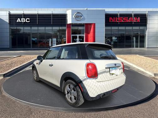 2015 MINI Hardtop Cooper