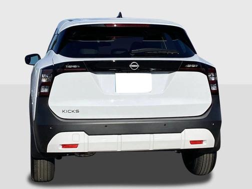 Fresh Powder 2026 Nissan Kicks S